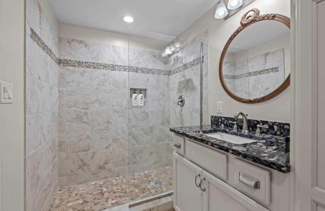 182 Lewistown RoadUnit 1 Gallery 2
