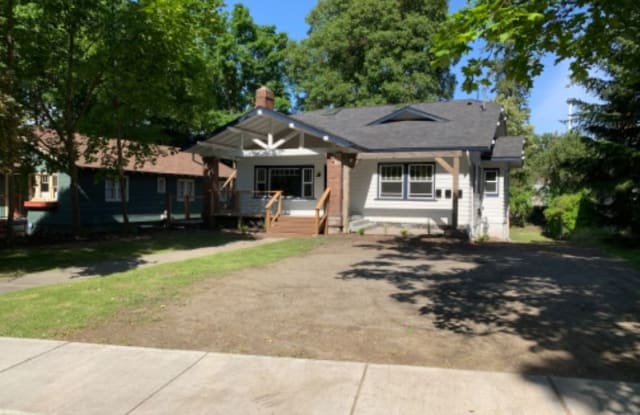 1513 S Grand Blvd - 1513 South Grand Boulevard, Spokane, WA 99203