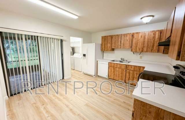 5443 Pinetrail Way Gallery 2