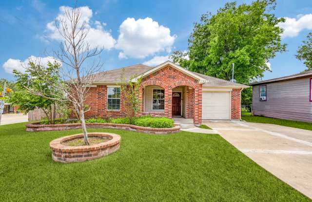 722 Seneca Drive - 722 Seneca Drive, Garland, TX 75040