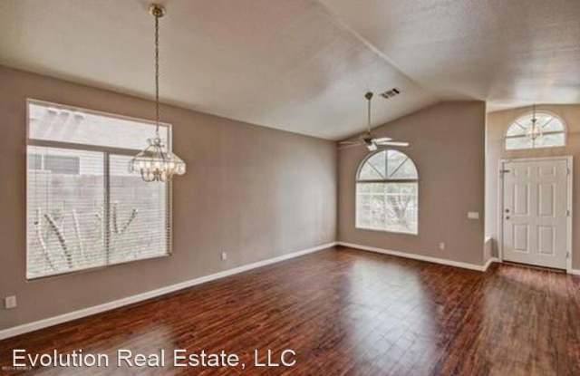 3226 E. Sequoia Dr. Gallery 3