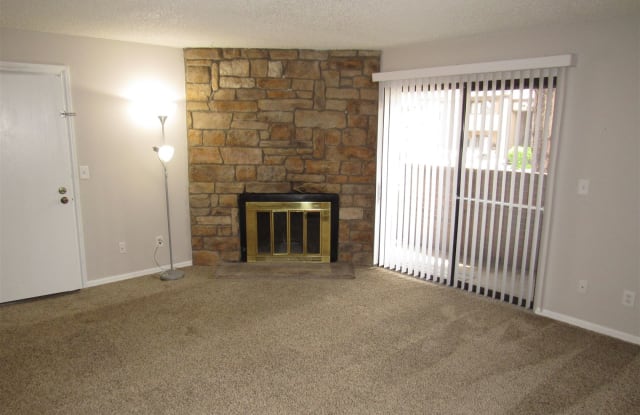 11907 E Harvard Ave # 4-101 - 11907 East Harvard Avenue, Aurora, CO 80014