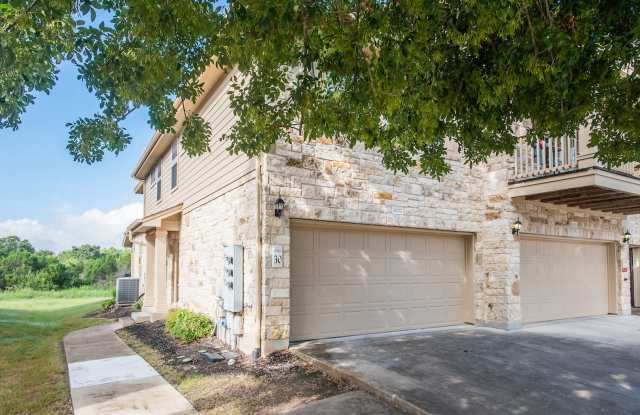 South Austin End Unit Condo - Move In Ready! photos photos