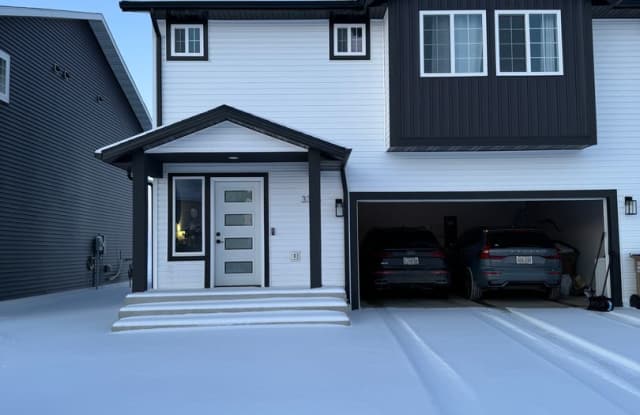 Beautiful 3 bed 2.5 bath Townhome photos photos