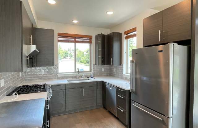 Great Townhome For Rent photos photos