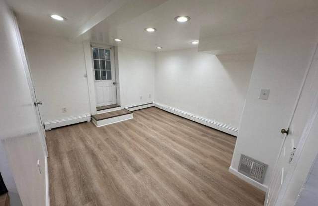 27 McElwain Avenue Gallery 3