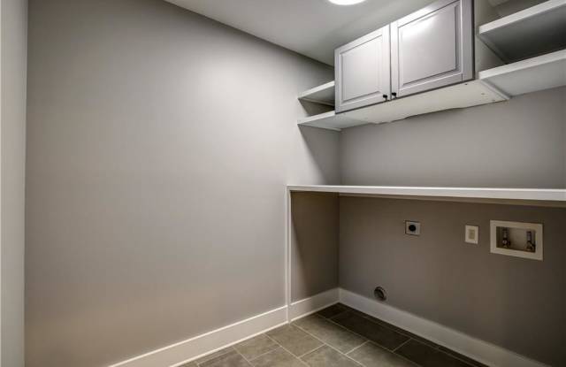 926 Crane Road NE Gallery 2