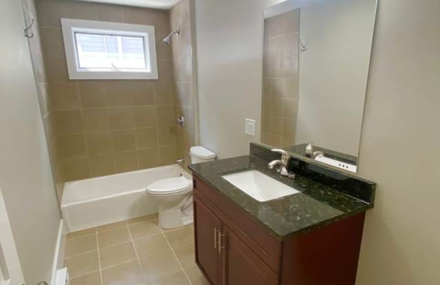 SALEM 3-Bed, 1-Bath Gallery 3