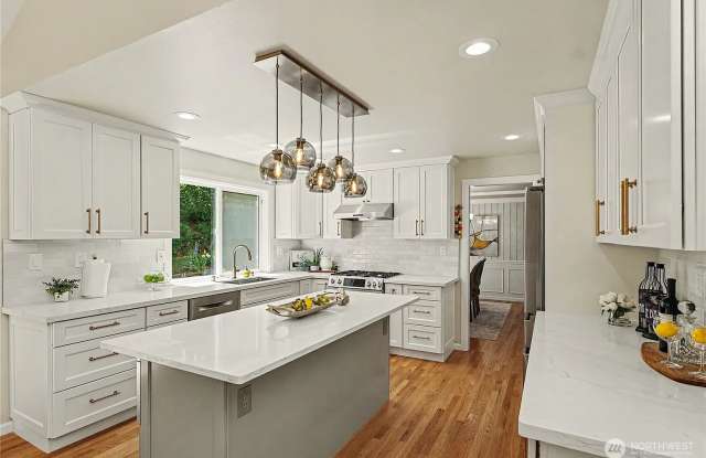 18055 Northwest Varese Court Gallery 2