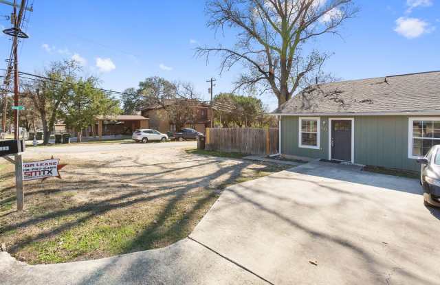 901 / 903 Allen St photos photos