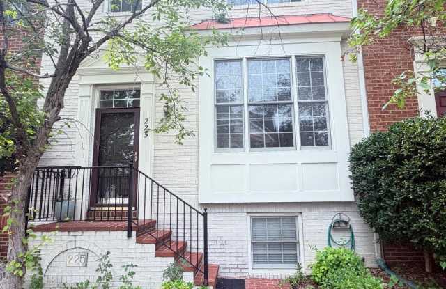 225 DEER MEADOW Lane photos photos