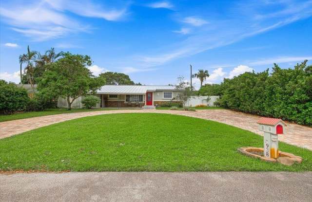 938 Arlington Drive Gallery 2