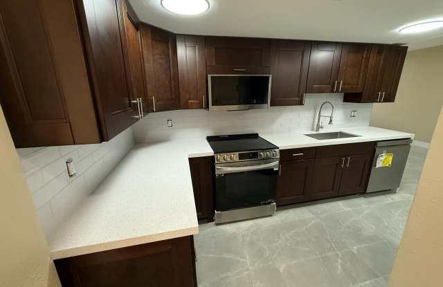 2336 NW 35th Street photos photos