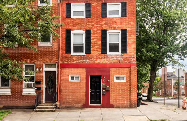 869 W  Lombard St photos photos