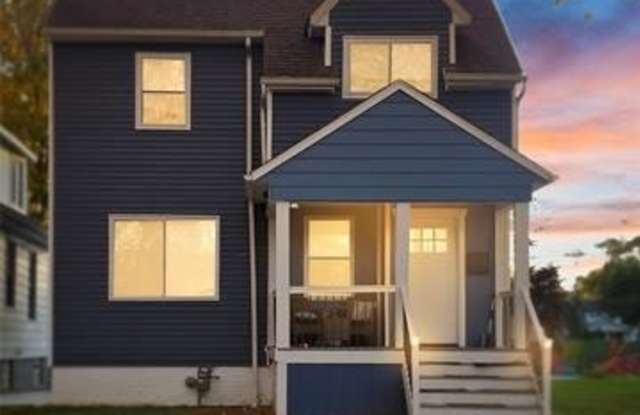 279 Manistique Street - 279 Manistique Street, Detroit, MI 48215