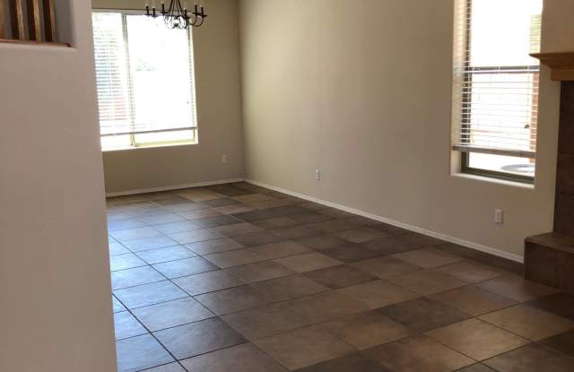 14105 W DAHLIA Drive Gallery 4