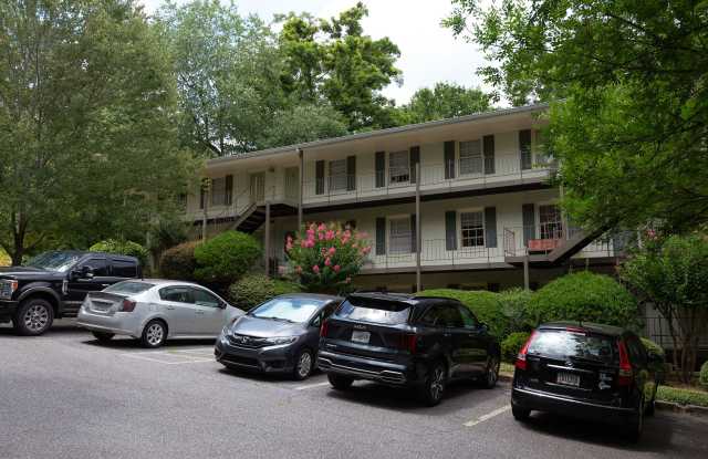 Charming Greenwood Apartments Perfect for Quiet Living photos photos Charming Greenwood Apartments Perfect for Quiet Living photos photos