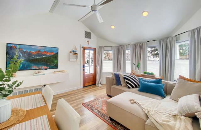 110 Curtis Place Gallery 4