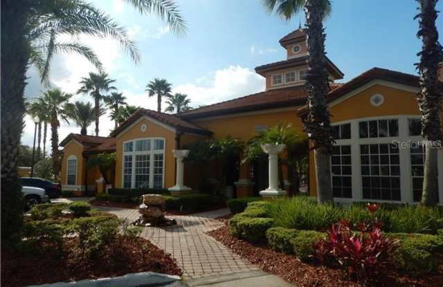 2/2 Third level condo at Cypress Fairway Gallery 4