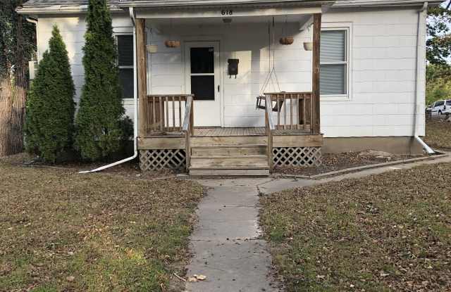 618 N Sprigg St photos photos