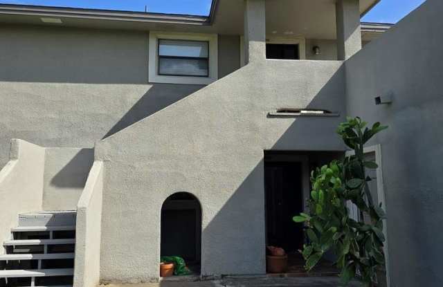 2515 EL DORADO AVE. photos photos