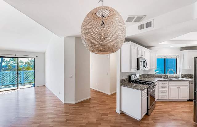 Stunning 2BD/2BA Condo in Scripps Ranch with Lake Miramar Views, In-Unit Laundry & Trail Access photos photos