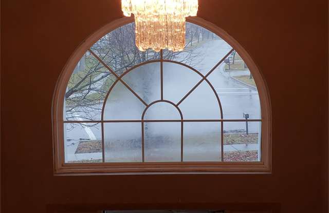 210 Marie Avenue Gallery 2