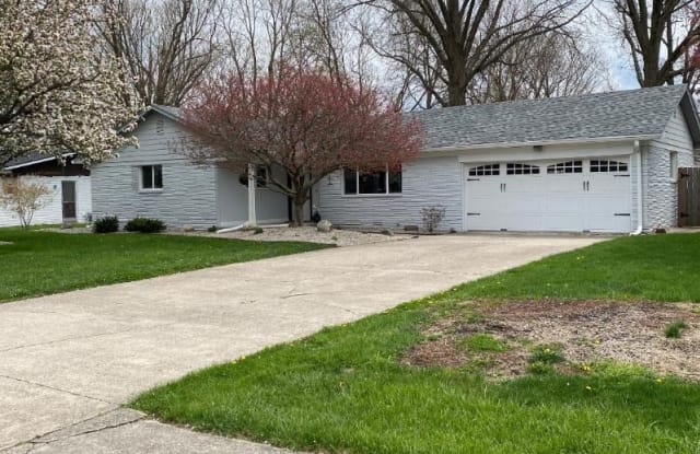 125 Belden Dr - 125 Belden Drive North, Carmel, IN 46032
