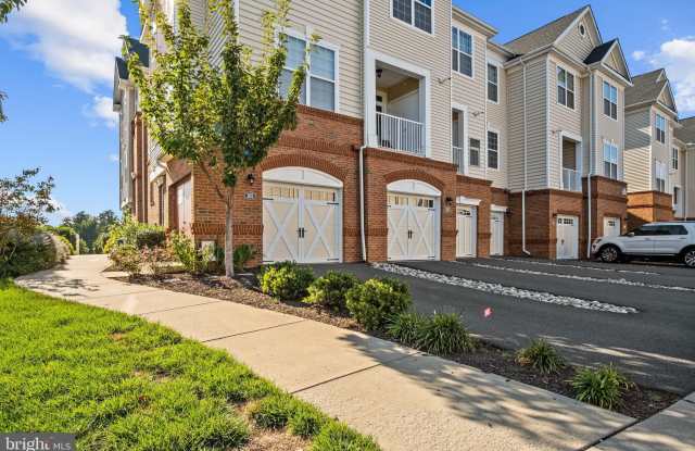 23305 MILLTOWN KNOLL SQUARE Gallery 3