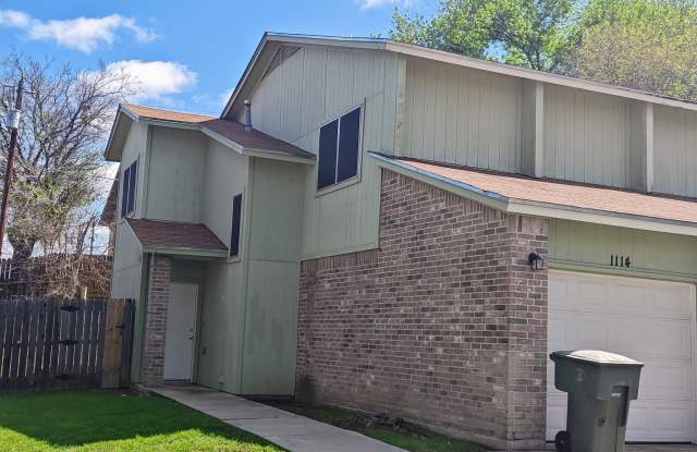 1114 Royal Crest Dr photos photos