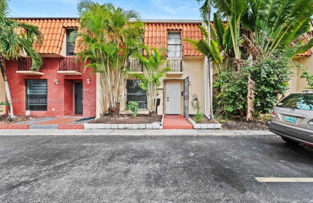 16681 NE 35th Ave - 16681 Northeast 35th Avenue, North Miami Beach, FL 33160