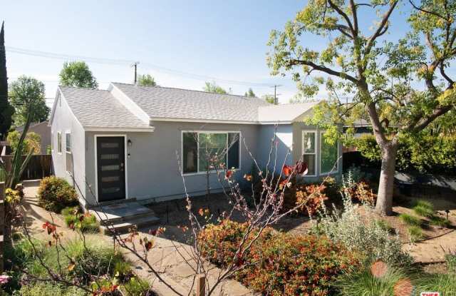 6413 White Oak Ave photos photos