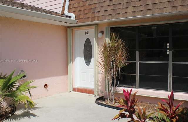 1772 Gulfstream Ave photos photos