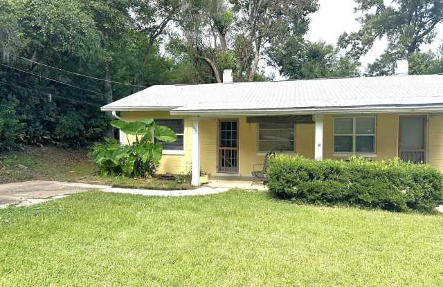 1411 Mccauley Road photos photos