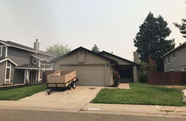 Great Antelope Home Located On a Court photos photos