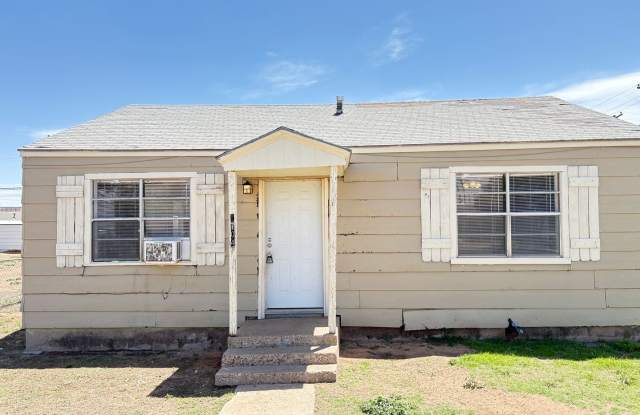 Cute Newly Remodeled!! Available Now! Section 8 Accepted photos photos