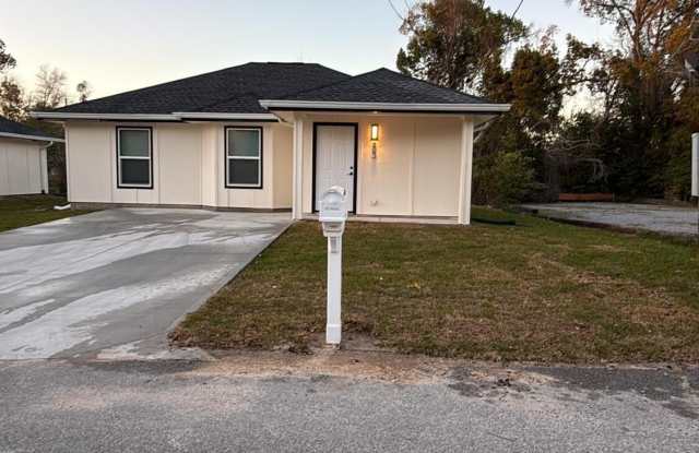 801 E 12th Court photos photos