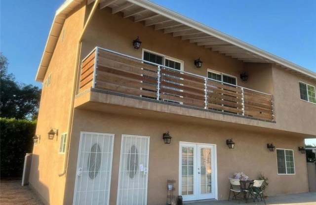 10324 Eton Avenue photos photos