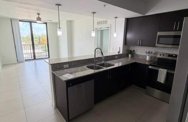 11034 Biscayne Blvd. photos photos