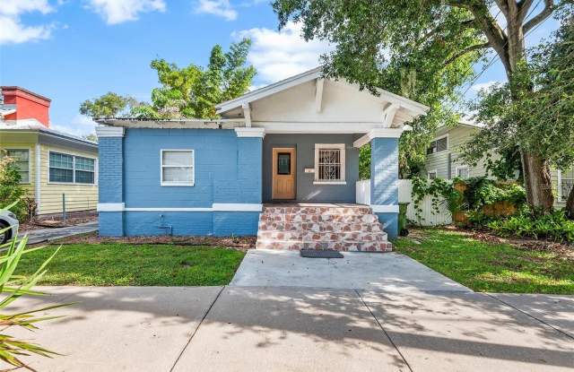 ARMATURE WORKS HOME FOR RENT!! - 811 West Amelia Avenue, Tampa, FL 33602