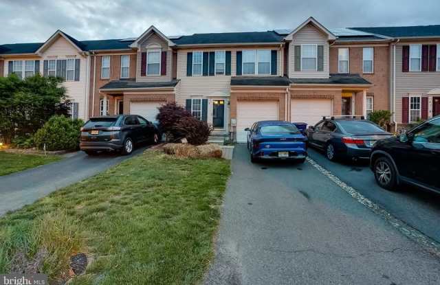 8 PEPPERMINT DRIVE Gallery 2