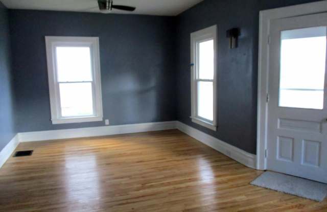 516 Riverside Drive Gallery 2