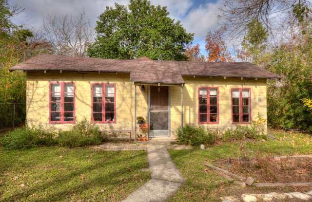 3102 1/2 King St - 3102 King Street, Austin, TX 78705