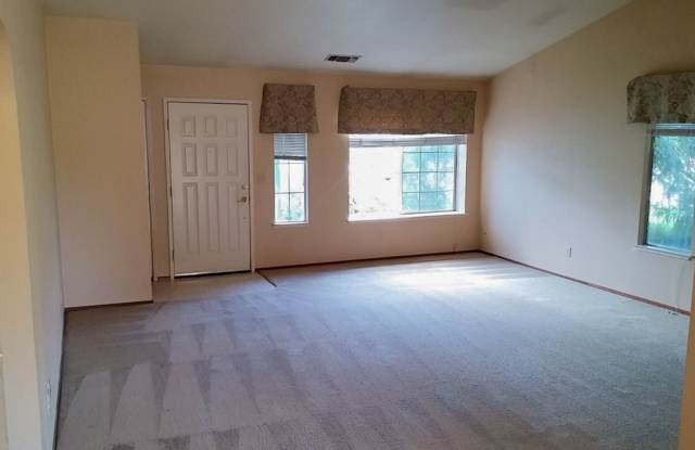 $500 MOVE IN SPECIAL OFF FIRST MONTHS RENT. Gallery 4