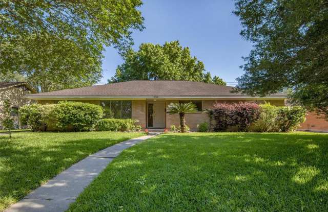 5606 Hazen Street - 5606 Hazen Street, Houston, TX 77081