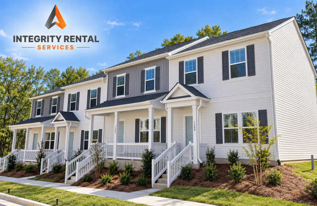 3BD/2.5 Bath End Unit Townhome for Rent Near Downtown Mooresville - Available November 2026 Gallery 1