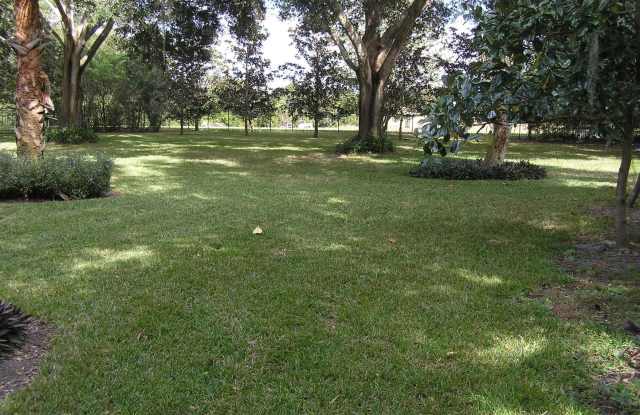 12001 Lake Butler Blvd. Gallery 3