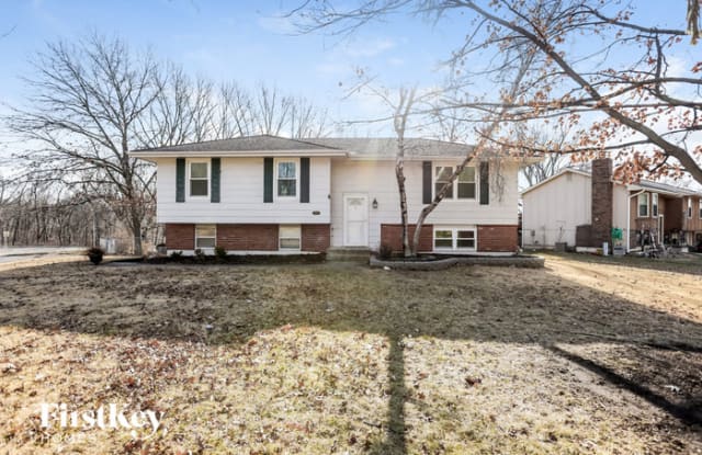 7119 North Shannon Avenue - 7119 North Shannon Avenue, Kansas City, MO 64152