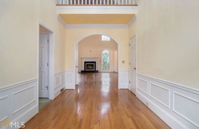 2020 Woodland Way Gallery 4