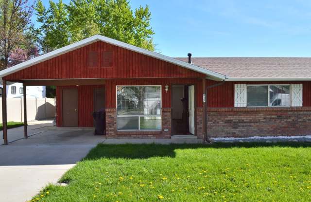 Walton Ln Duplex photos photos